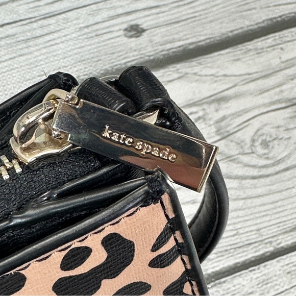 Kate Spade Darcy Crossbody - Picture 8 of 11